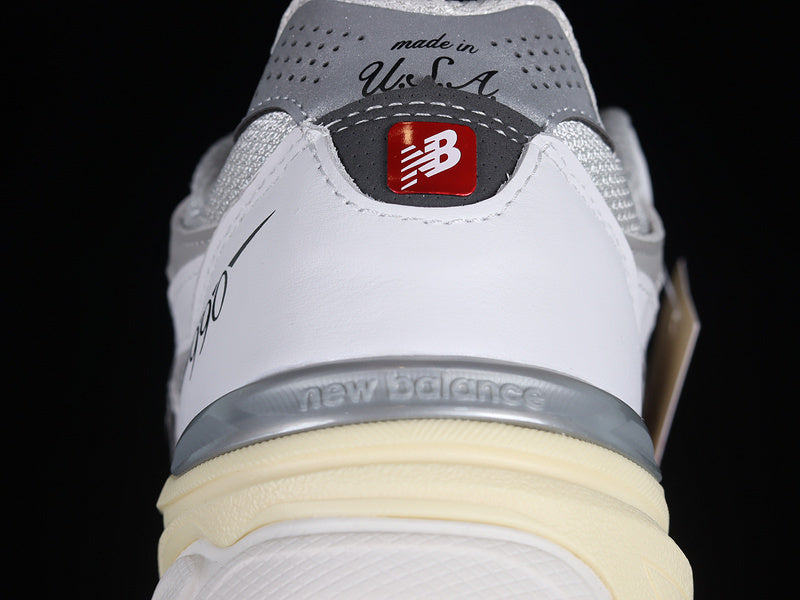 New Balance 990v3 [M990AL3]