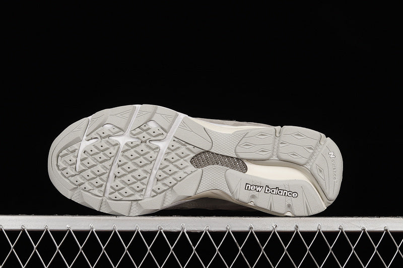 New Balance 990v3 [M990J3]