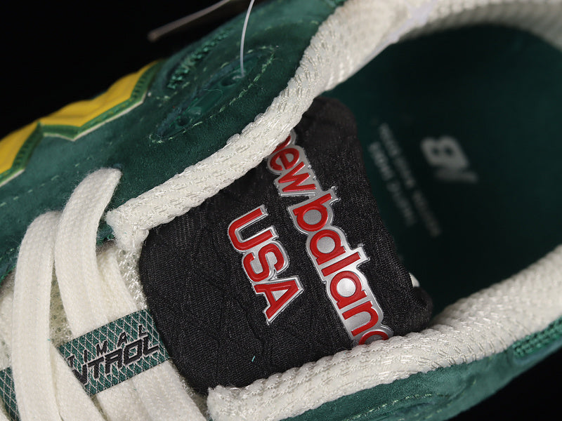 New Balance 990v3 [M990GG3]