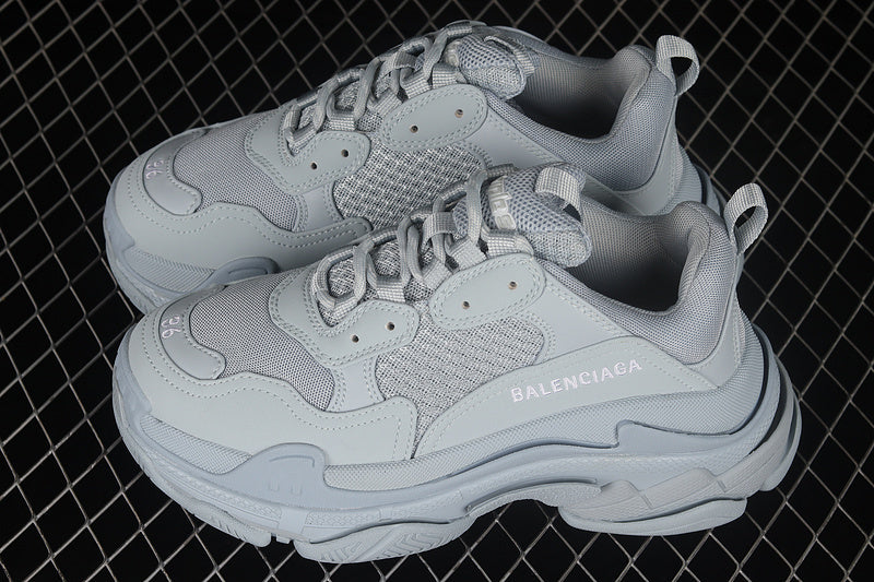 Balenciaga Triple S [W2FW14700]