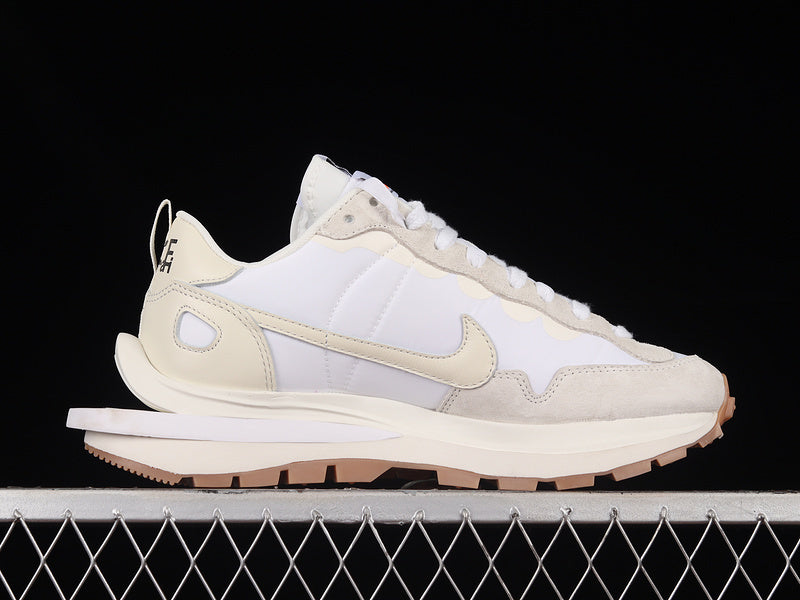 Nike x Sacai VaporWaffle SP [DD1875-100]