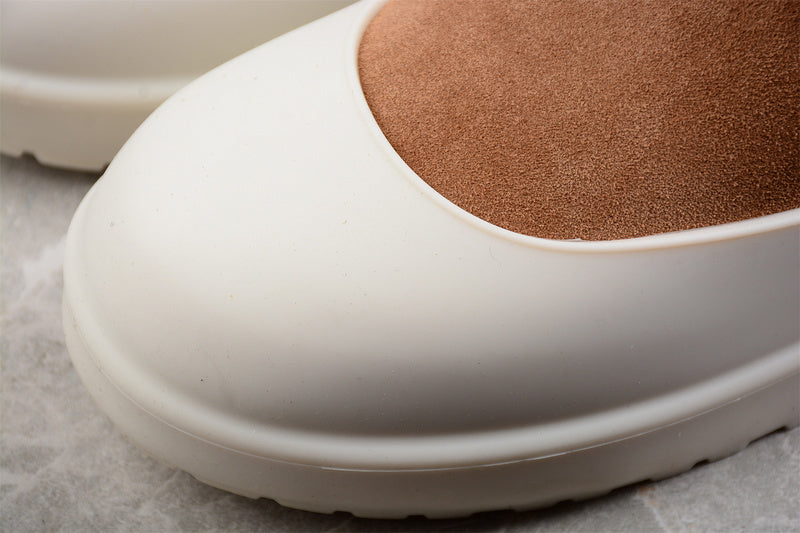 UGG Classic Mini Lace-Up Shoes [White/Brown/White]