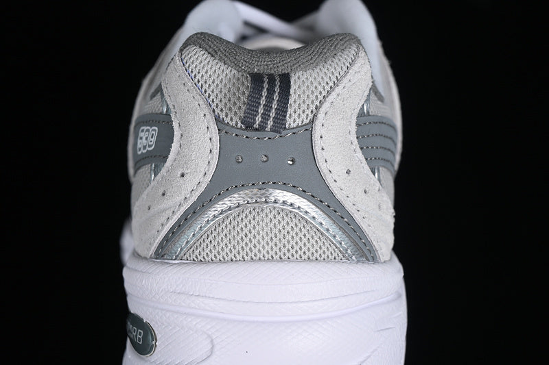 New Balance 530 [MR530CB]