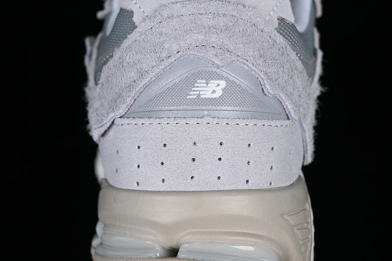 New Balance 2002R Protection Pack [M2002RDM]