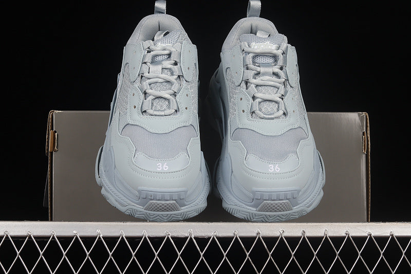 Balenciaga Triple S [W2FW14700]