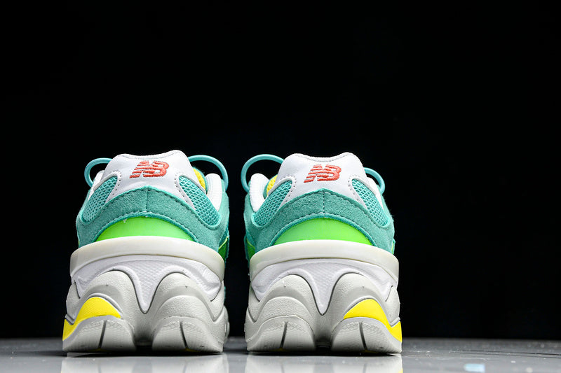 New Balance 9060 Kids [PV9060DBT]