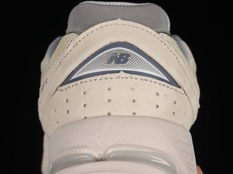 New Balance 2002R [ML2002RE]