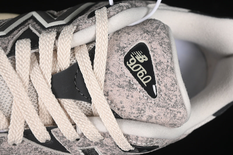 New Balance 9060 [U9060SNA]