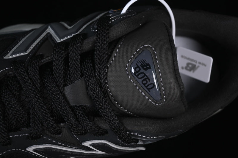 New Balance 9060 [U9060ORA]