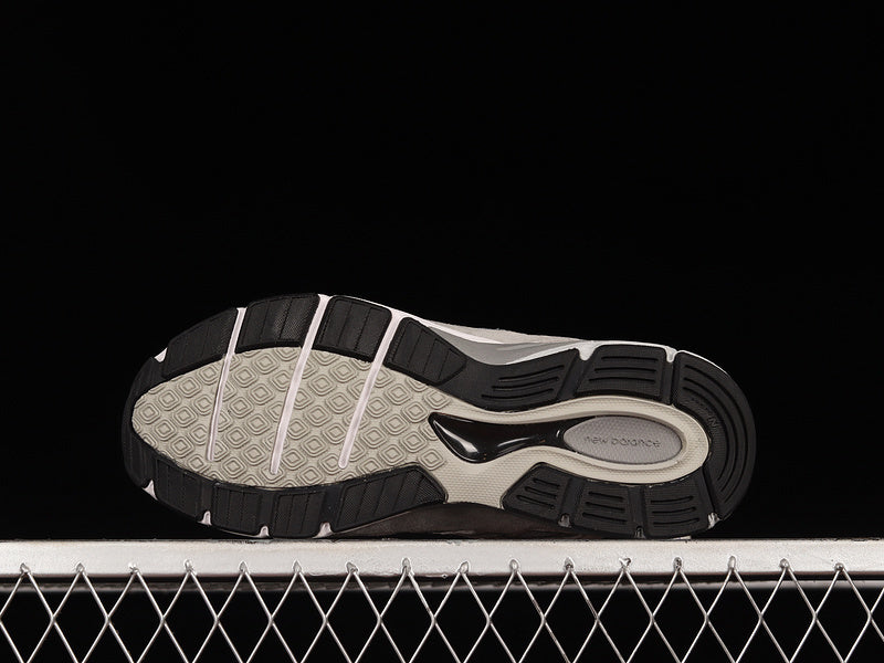 New Balance 990v4 [M990VS4]