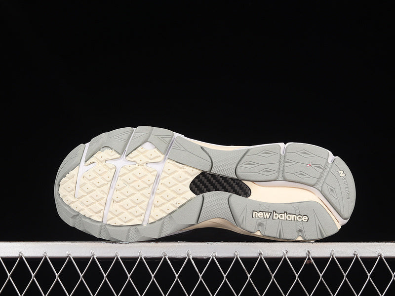 New Balance 990v3 Kith [M990KI3]