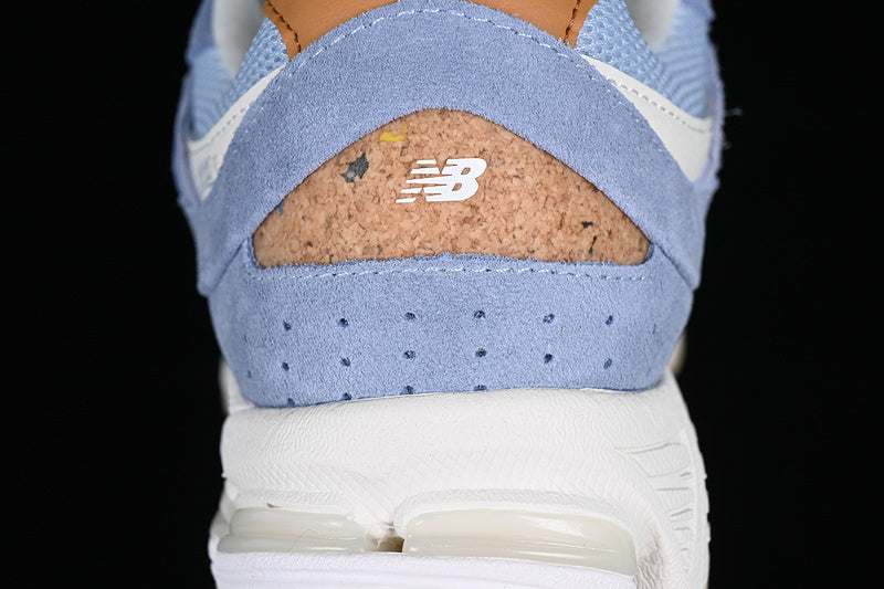 New Balance 2002R [M2002RSD]