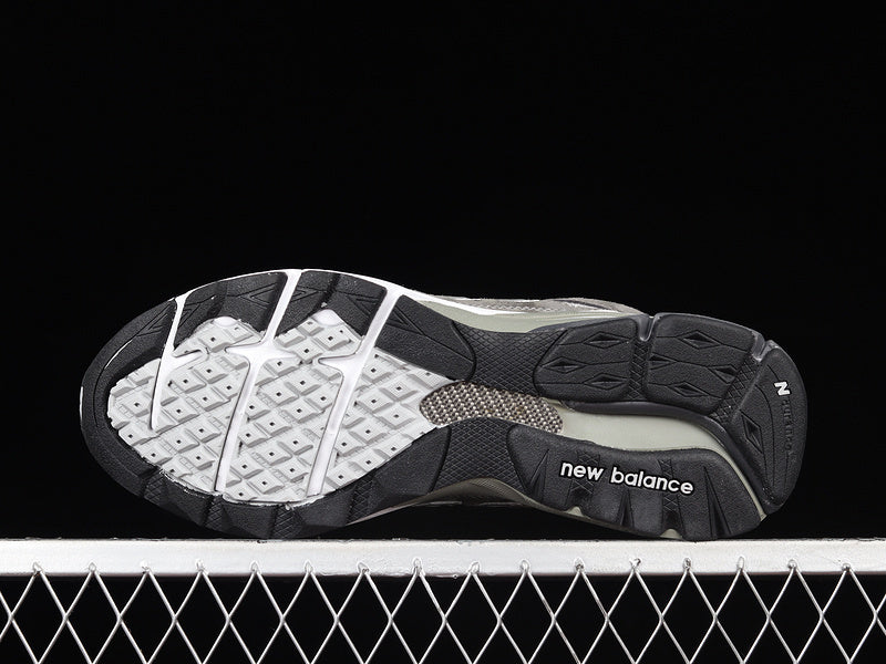 New Balance 990v3 [M990MC3]