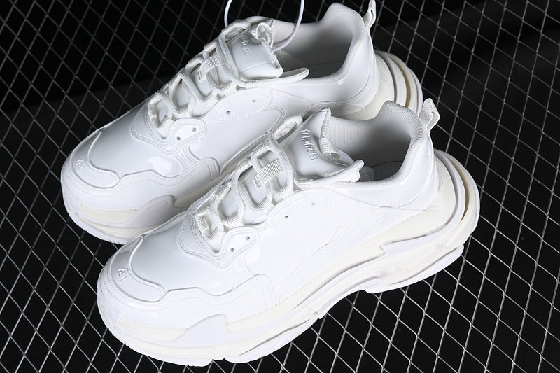 Balenciaga Triple S [W2PAA9000]