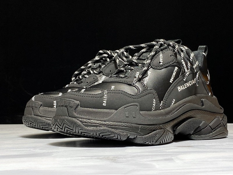Balenciaga Triple-S Sneaker [ECBA81827300]