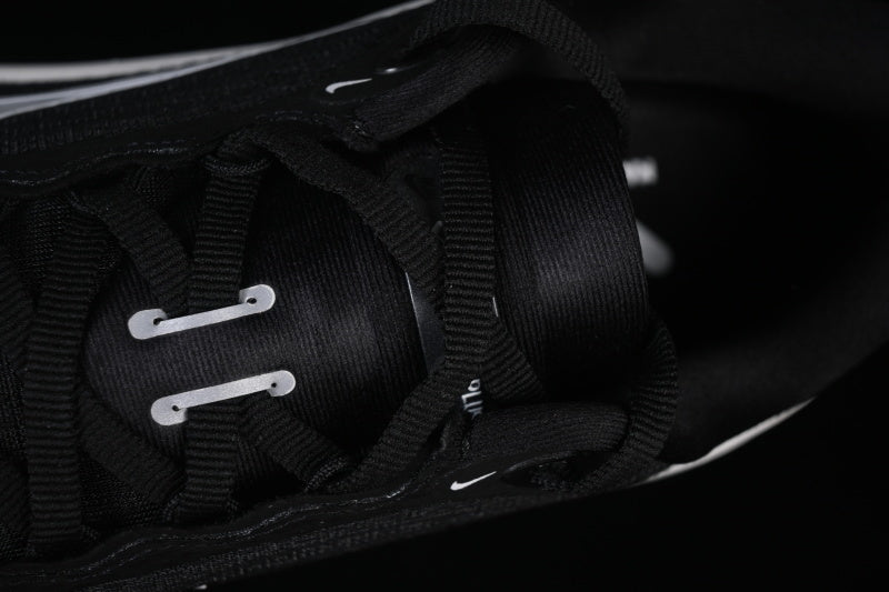 Nike Air Zoom Vomero Plus [HV8150-002]