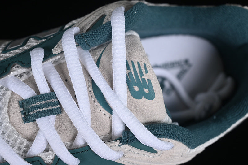 New Balance 530 [MR530QA]