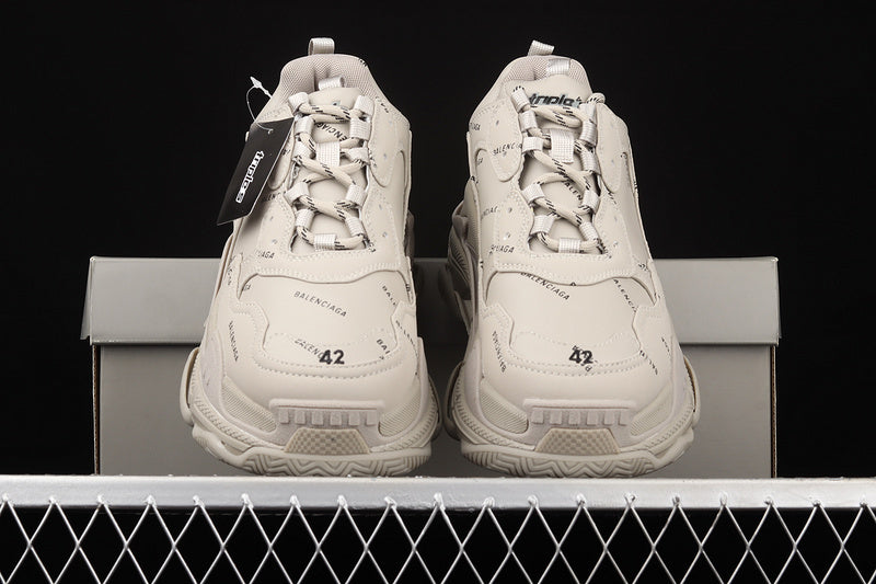 Balenciaga Triple S 3.0 Sneakers [W2FA19710]