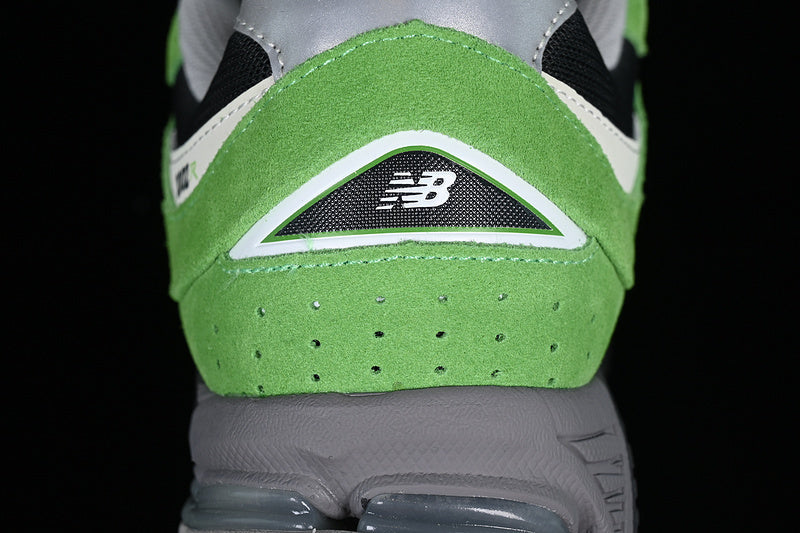 New Balance 2002R “Good Vibes Pack” [M2002RGZ]