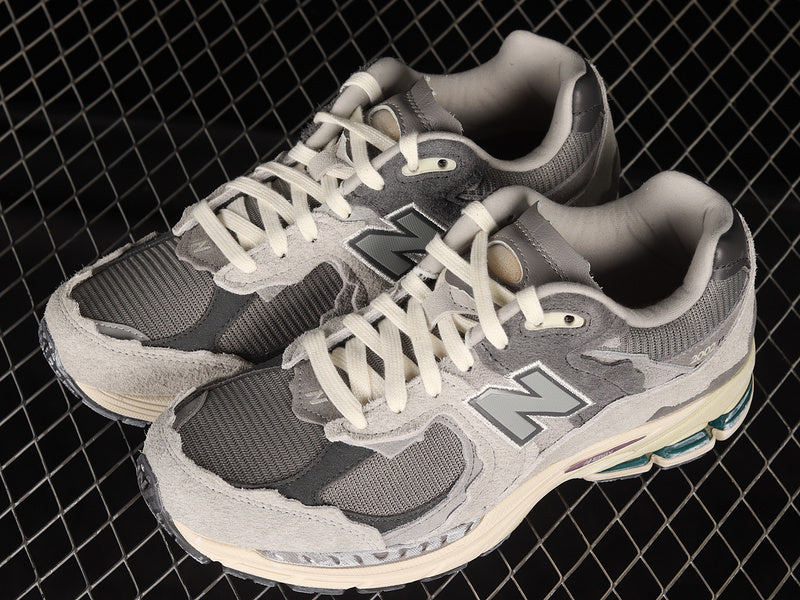 New Balance 2002R [M2002RDA]