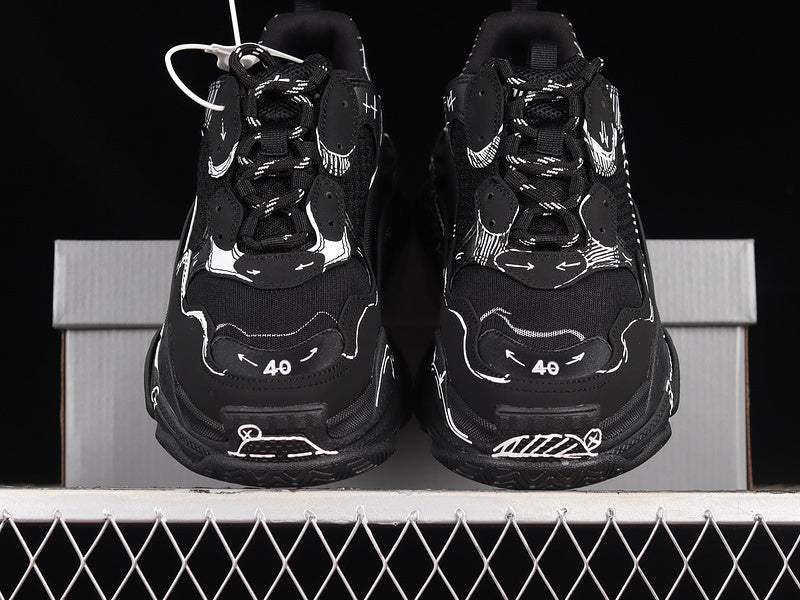 Balenciaga Triple S [W2FW60102]