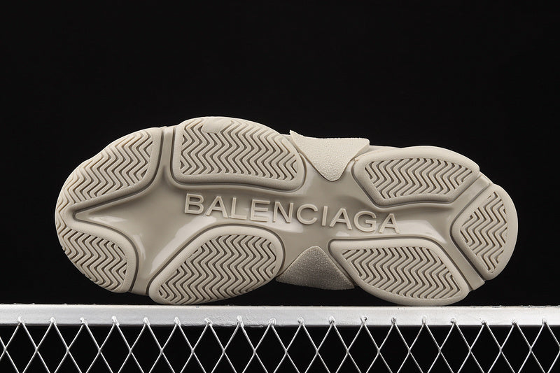 Balenciaga Triple S 3.0 Sneakers [W2FA19710]
