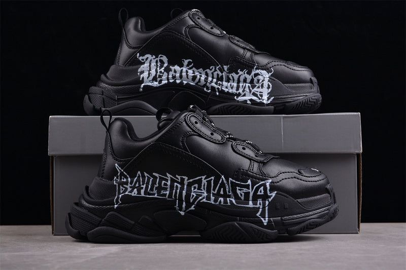 Balenciaga Triple S Sneaker [W2W2FAY9017]