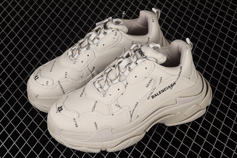 Balenciaga Triple S 3.0 Sneakers [W2FA19710]