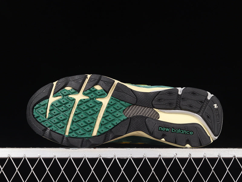 New Balance 990v3 [M990GG3]
