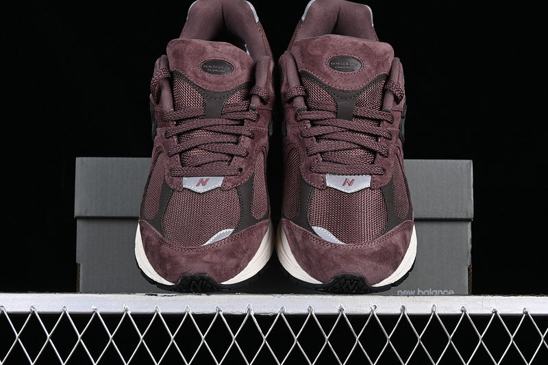 New Balance 2002R [M2002RCD]