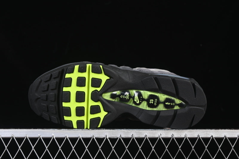 Nike Air Max 95 OG [HM4740-001]