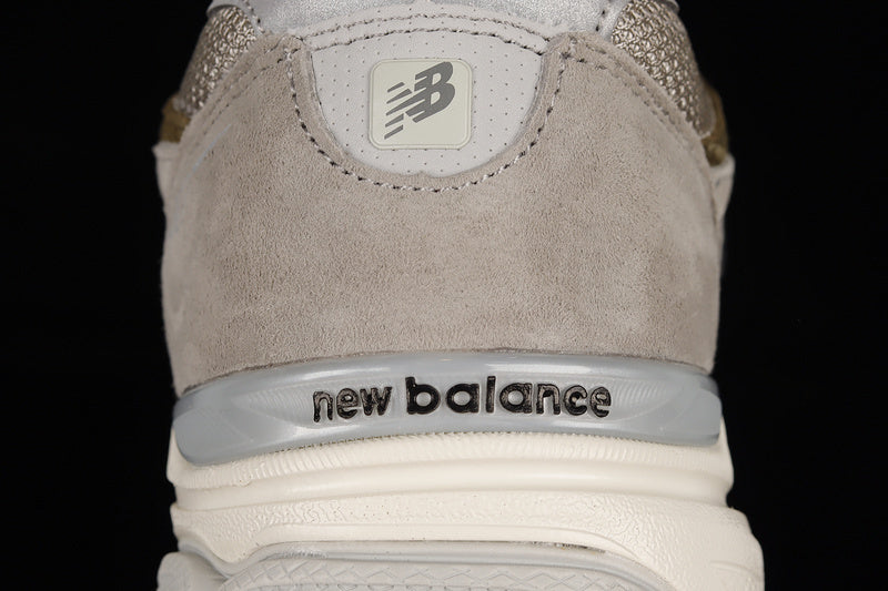 New Balance 990v3 [M990J3]