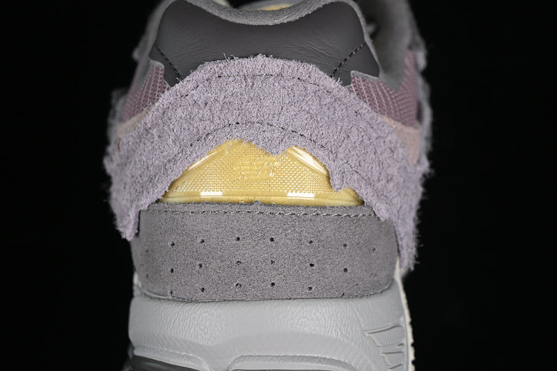 New Balance 2002R [M2002RDY]