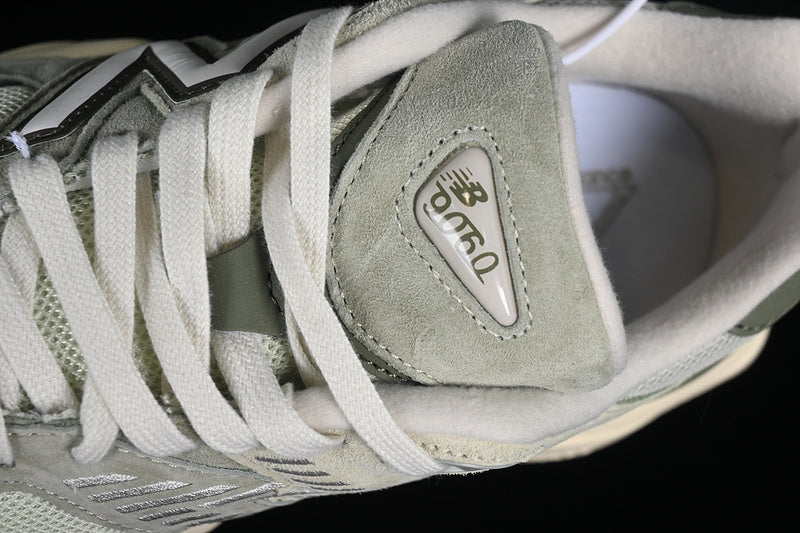 New Balance 9060 [U9060EEC]