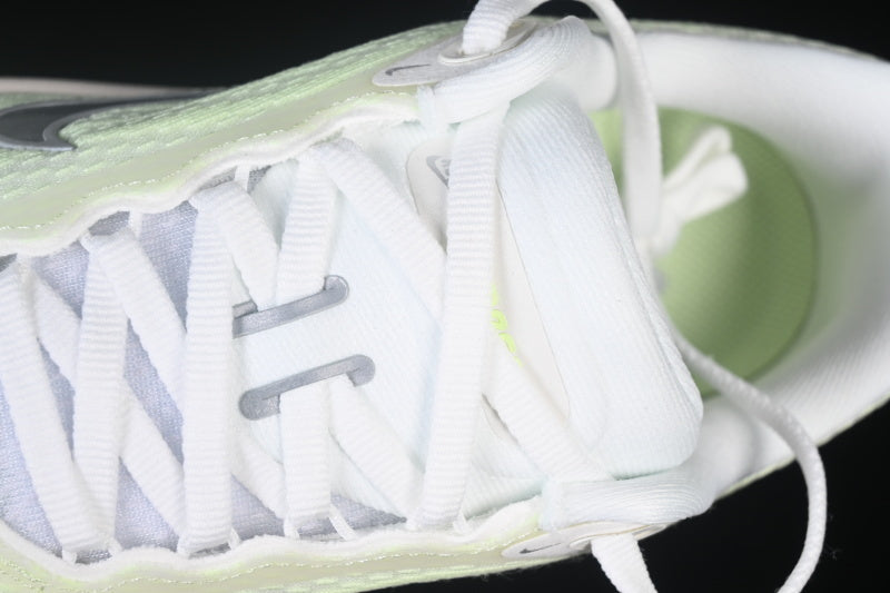 Nike Air Zoom Vomero Plus [HV8154-103]