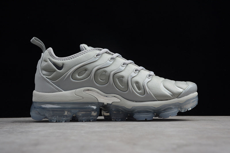 Nike Air VaporMax Plus [924453-005]