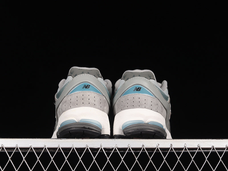 New Balance Atmos x 2002R “Shibuya Rat” [M2002RAT]