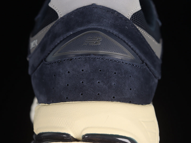 New Balance 2002R [M2002RCA]