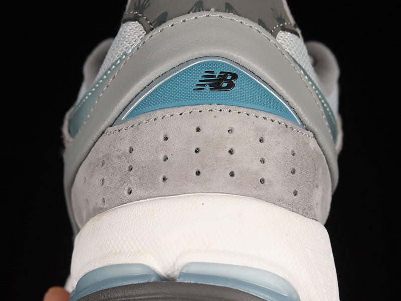 New Balance Atmos x 2002R “Shibuya Rat” [M2002RAT]