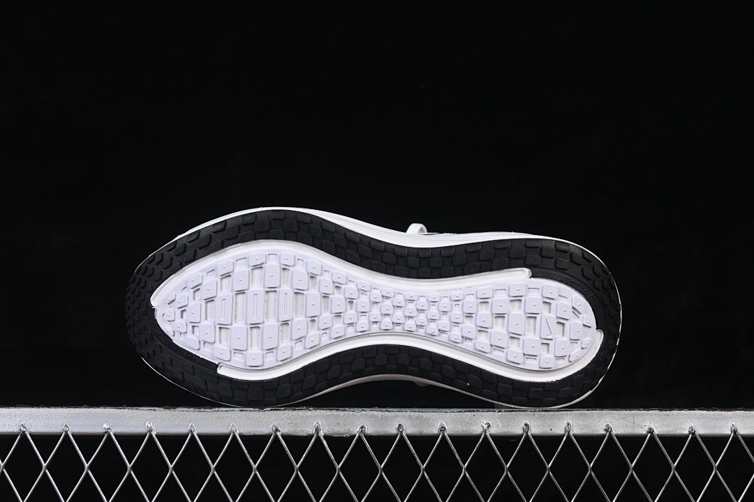 Nike Air Zoom Vomero Plus [HV8150-101]