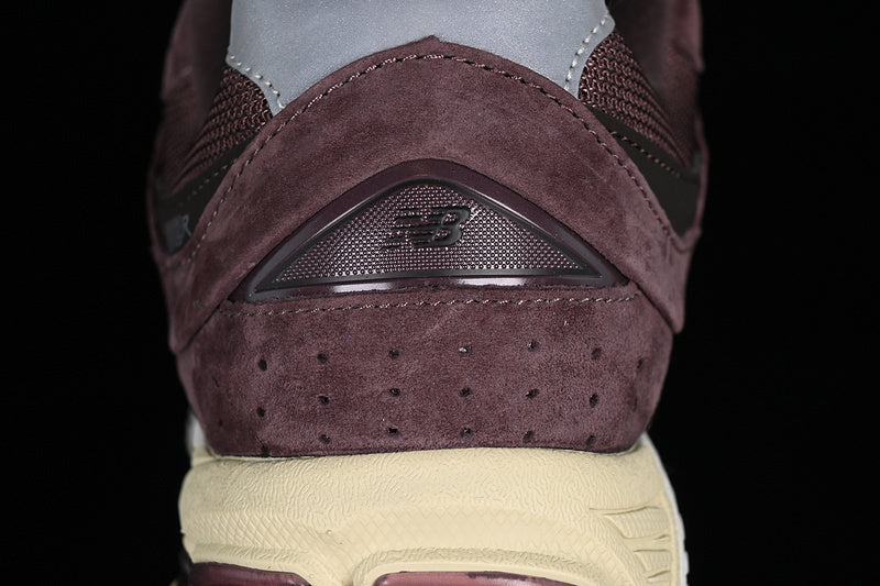 New Balance 2002R [M2002RCD]