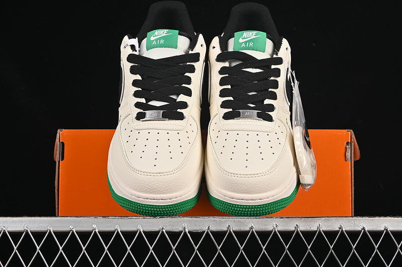 Nike Air Force 1 ’07 Low LV [QW5836-008]