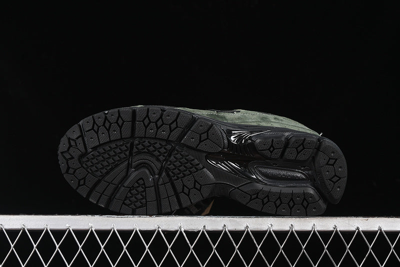 New Balance JJJJound 2002R Gore-Tex [M2002RXY]