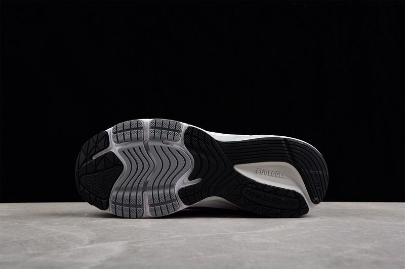 New Balance 990v6 [M990NV6]