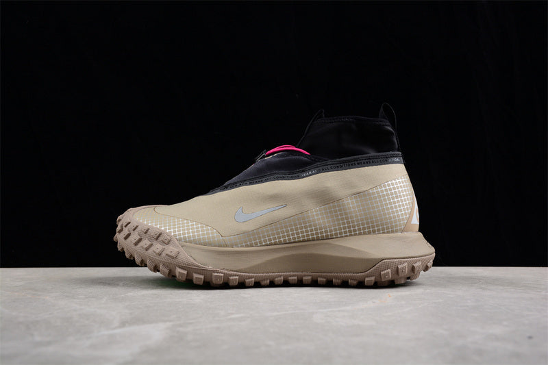 Nike ACG Mountain Fly GORE-TEX [CT2904-200]