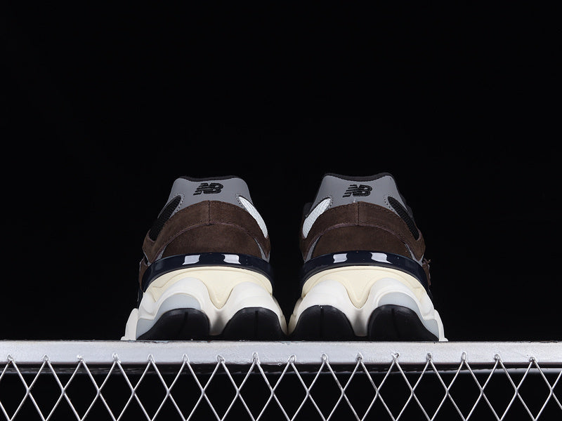 New Balance 9060 [U9060BRN]