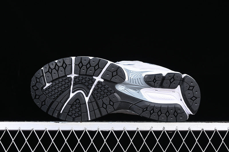 New Balance 2002R [M2002RST]