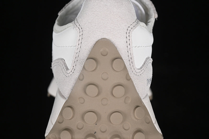 New Balance 327 [WS327KE]