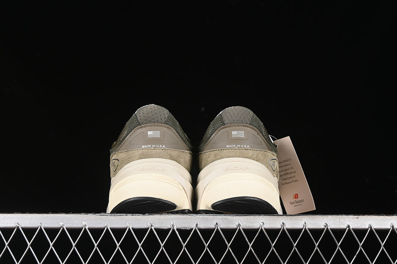 New Balance 990v6 [M990TB6]