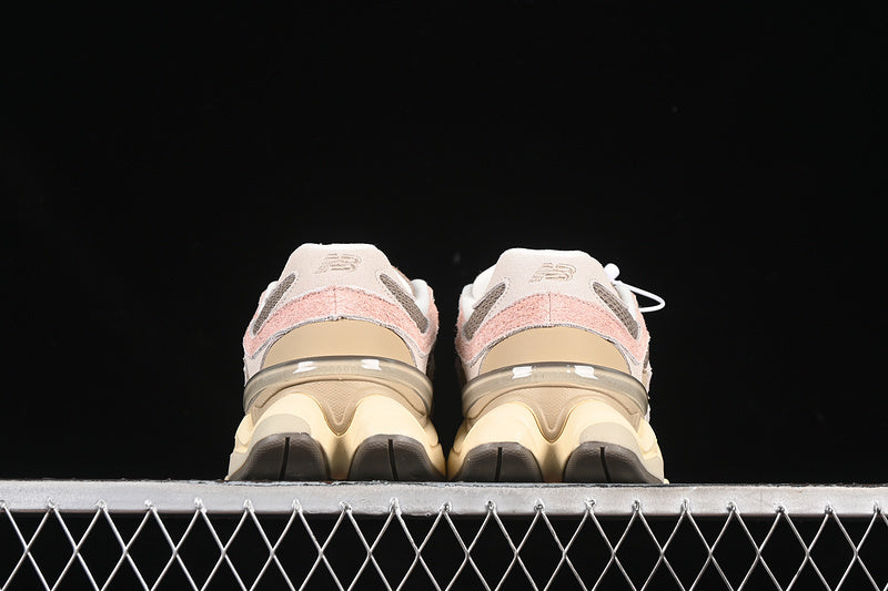 New Balance 9060 [U9060NTB]